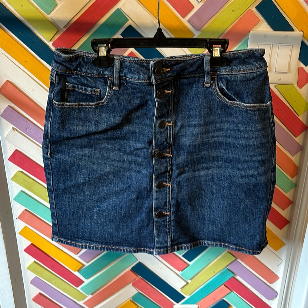 Old Navy denim mini skirt